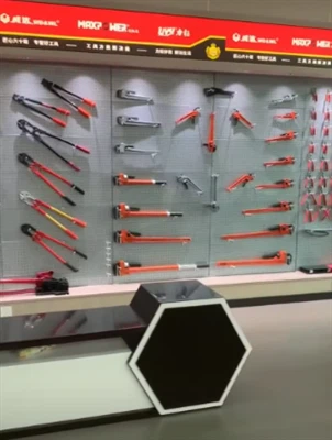 Aspetto! Questa è la nuovissima sala conferenze e showroom di campioni del gr...